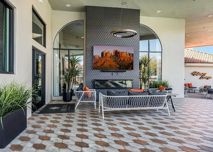 Apartment Cozy 2br-pool, Yoga Rm, Gym, Cabanas, Bbq,prkng *